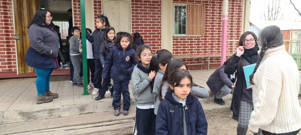“Mutual de Seguridad y el Centro Móvil de Seguridad Vial llegan al Colegio San Sebastián de los Andes: Educación para un Tránsito Seguro desde Hoy”