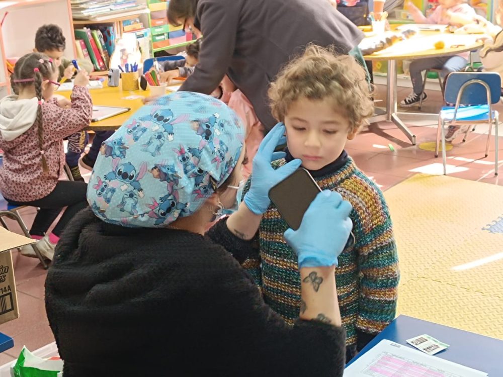 “Sembrando Sonrisas” para la Prevención de Caries Dental en Párvulos