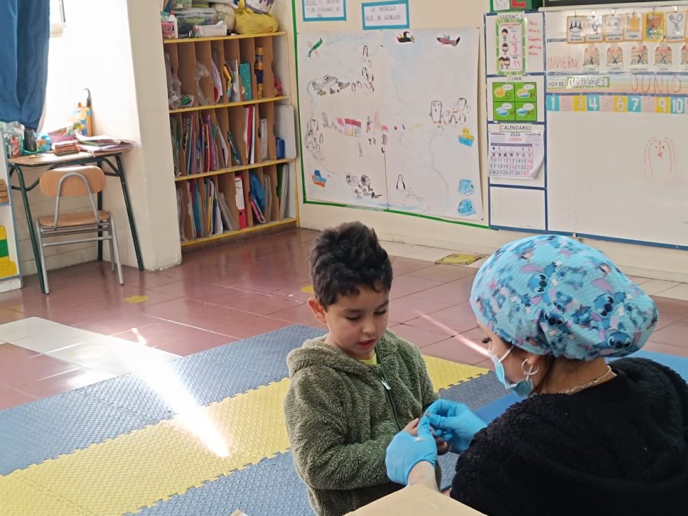 “Sembrando Sonrisas” para la Prevención de Caries Dental en Párvulos