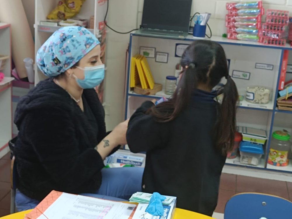 “Sembrando Sonrisas” para la Prevención de Caries Dental en Párvulos