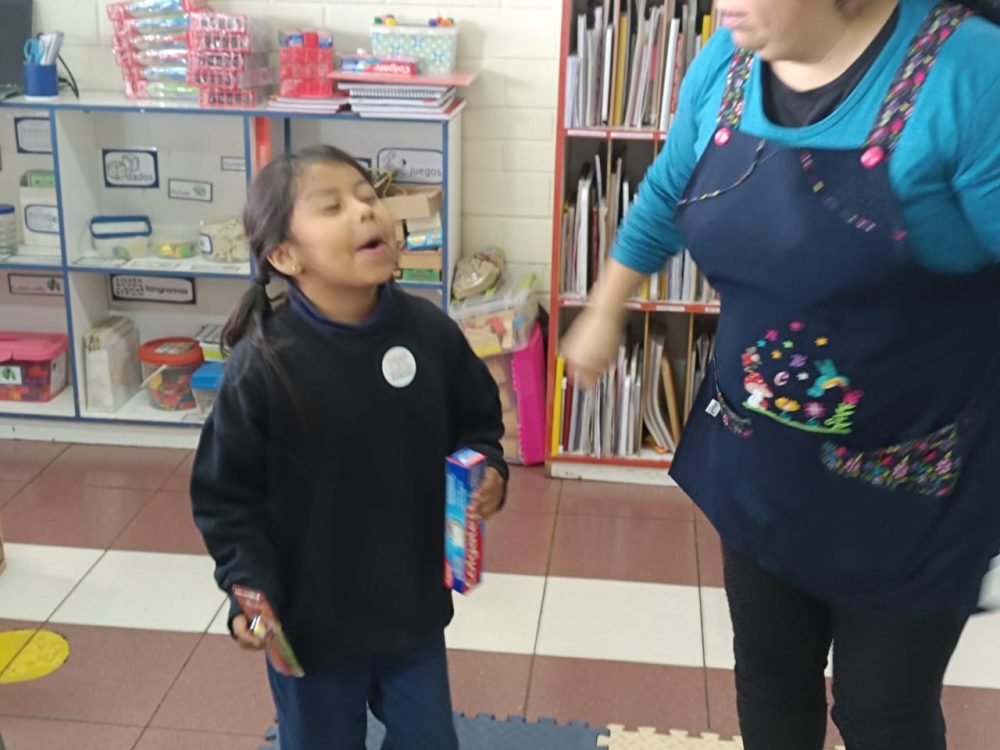 “Sembrando Sonrisas” para la Prevención de Caries Dental en Párvulos