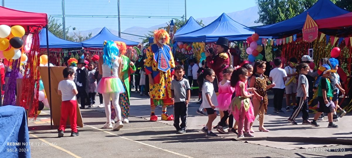 “Magia y Aprendizaje: Una Mañana de Circo en Nuestro Colegio”