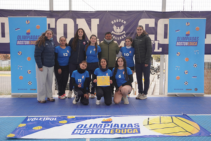 Gran jornada con seleccionadas nacionales de vóleibol femenino en las Olimpiadas BostonEduca 2025