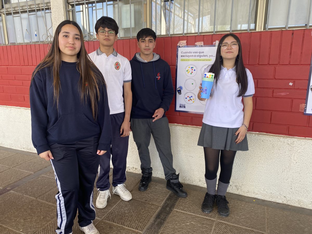 Estudiantes lideran campaña “En Voz Alta” para prevenir la violencia