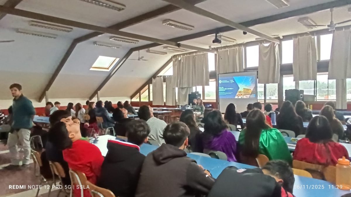 Charla sobre manejo del estrés y ansiedad para estudiantes de IV Medio