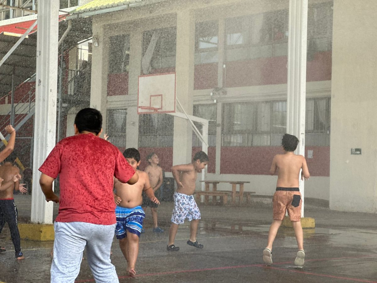 Bomberos visita nuestro colegio en una jornada llena de alegría y compromiso comunitario