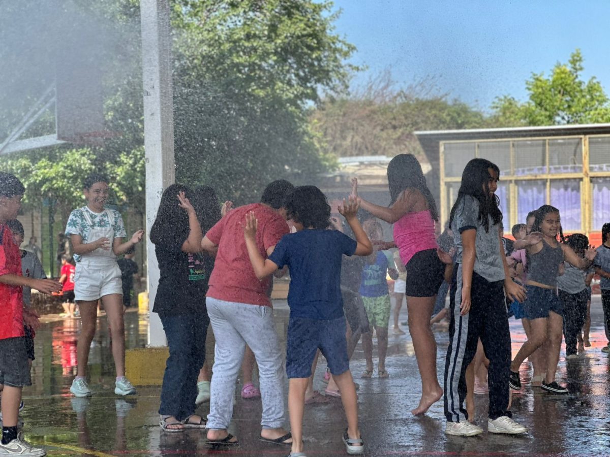 Bomberos visita nuestro colegio en una jornada llena de alegría y compromiso comunitario