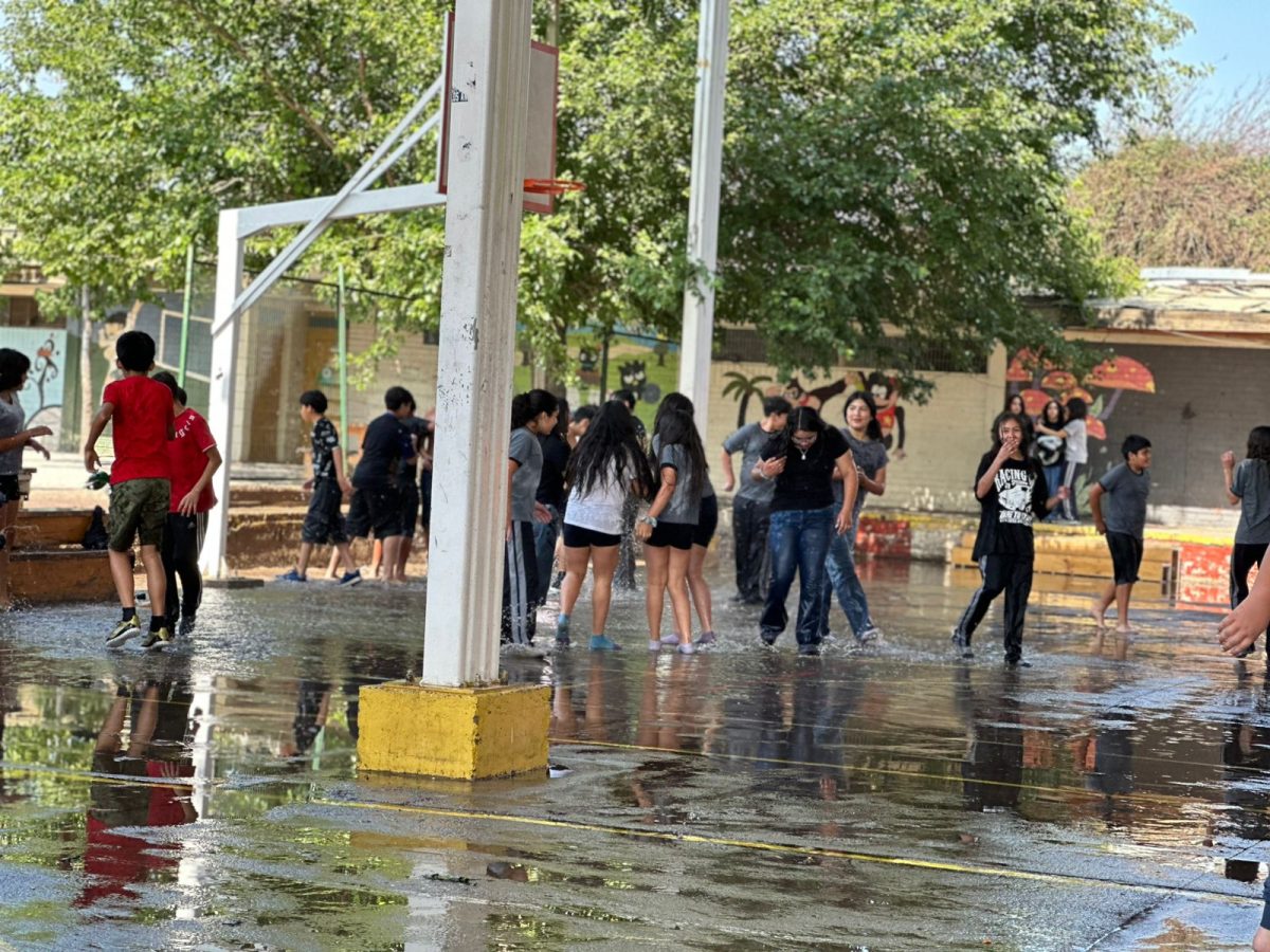 Bomberos visita nuestro colegio en una jornada llena de alegría y compromiso comunitario