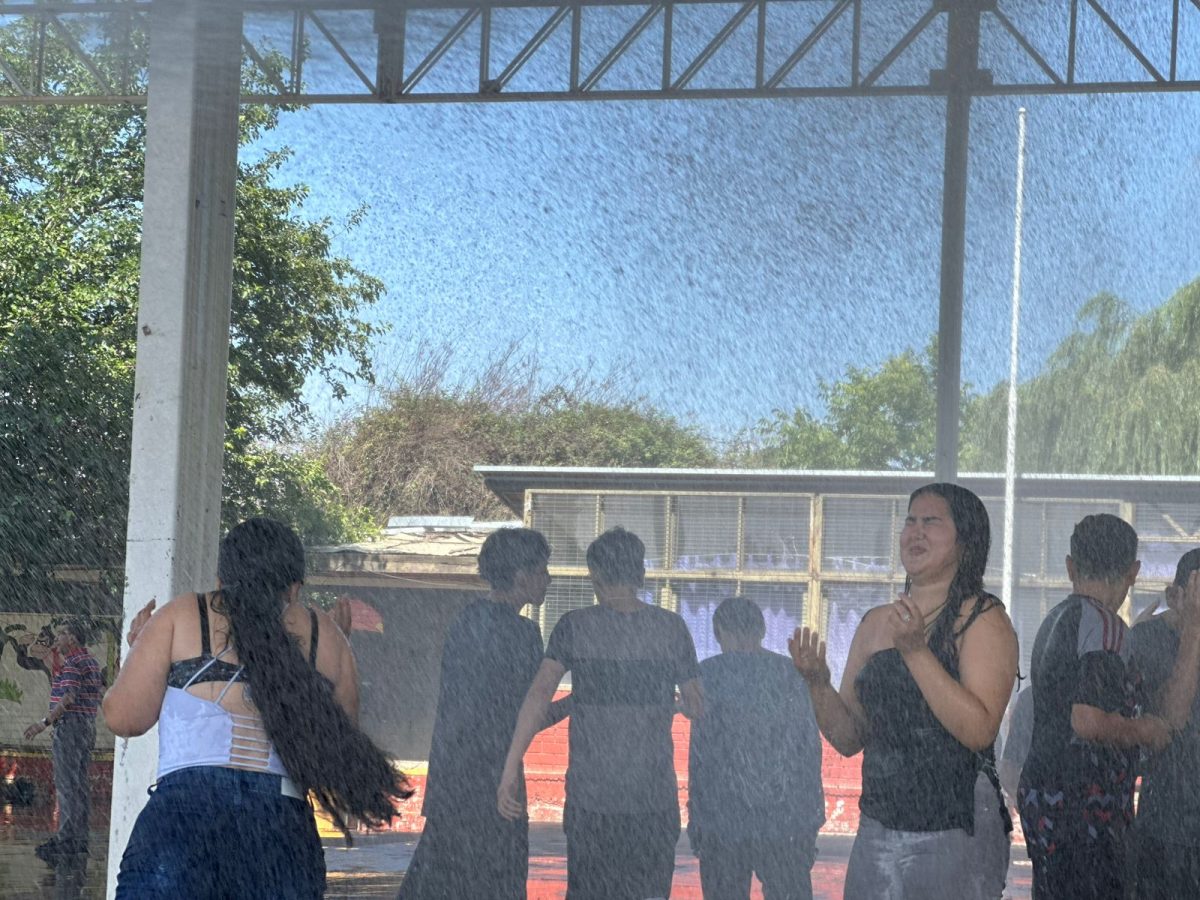 Bomberos visita nuestro colegio en una jornada llena de alegría y compromiso comunitario