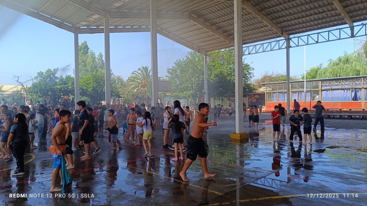Bomberos visita nuestro colegio en una jornada llena de alegría y compromiso comunitario