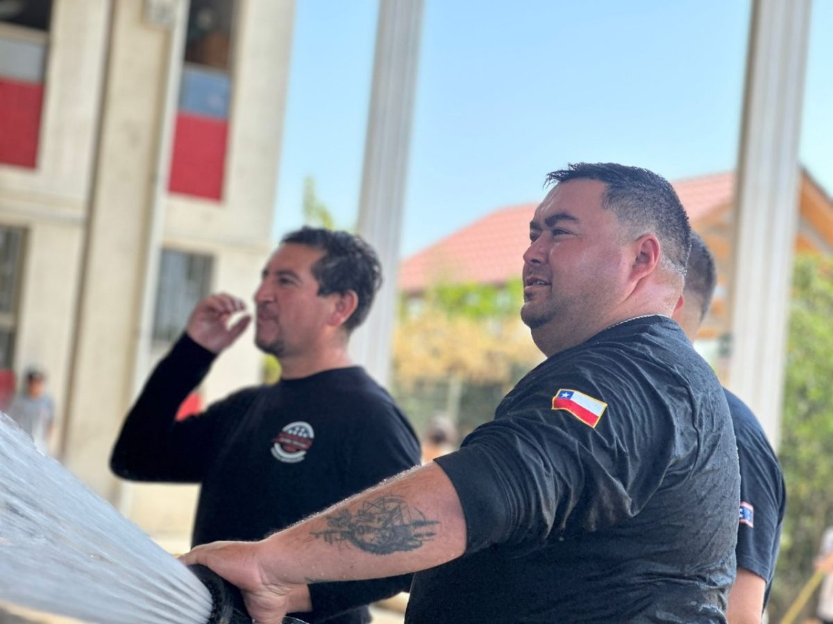 Bomberos visita nuestro colegio en una jornada llena de alegría y compromiso comunitario