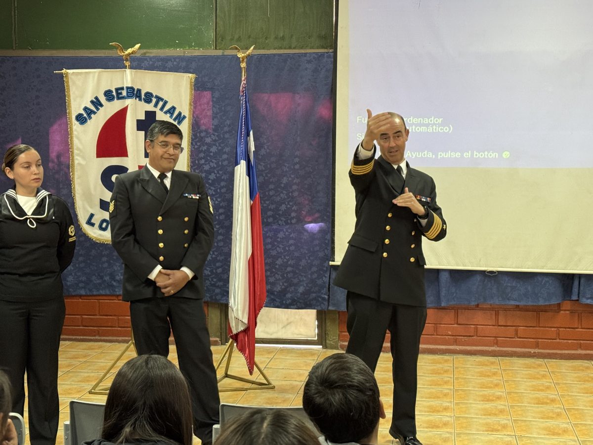 Visita delegación de la Armada de Chile