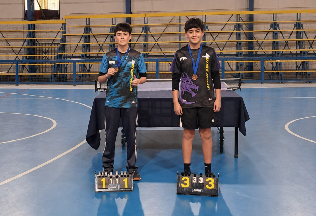 🏅🏓 Un nuevo triunfo para nuestro colegio, de la mano de los hermanos Yévenes.